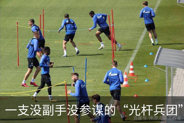 一支没副手没参谋的“光杆兵团”，毛主席为何偏让病秧子徐向前独掌？